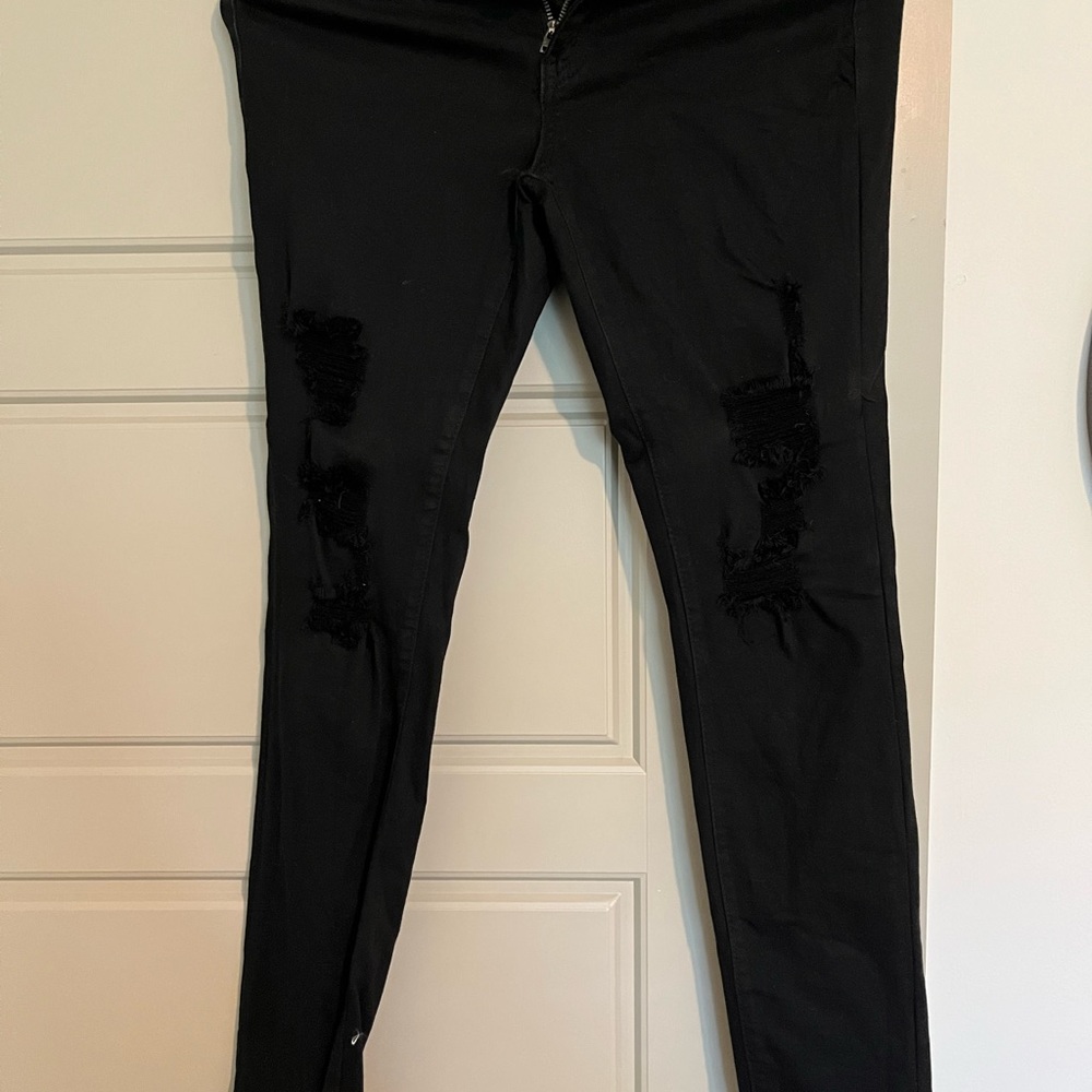 KanCan Distressed Skinny Jeans